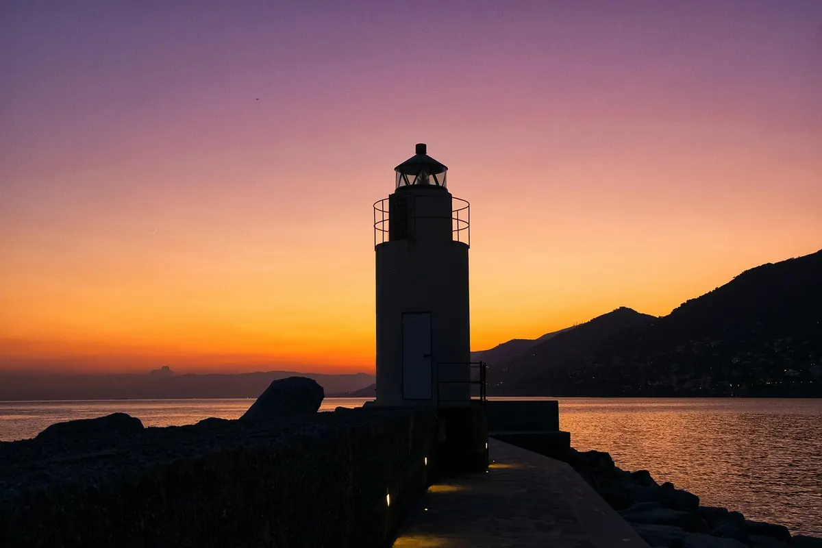 How to Capture Dramatic Lighthouse Silhouettes